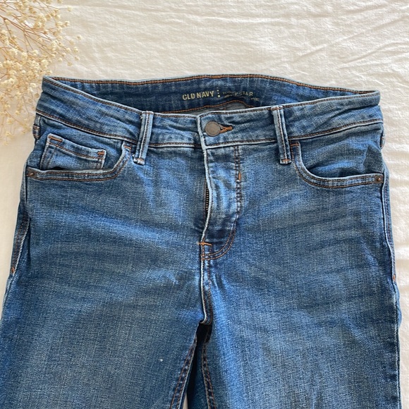 Old navy rockstar jeans. Size 10 - Picture 2 of 3